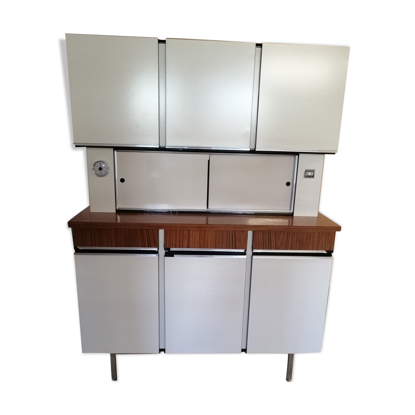 Kitchen buffet in formica