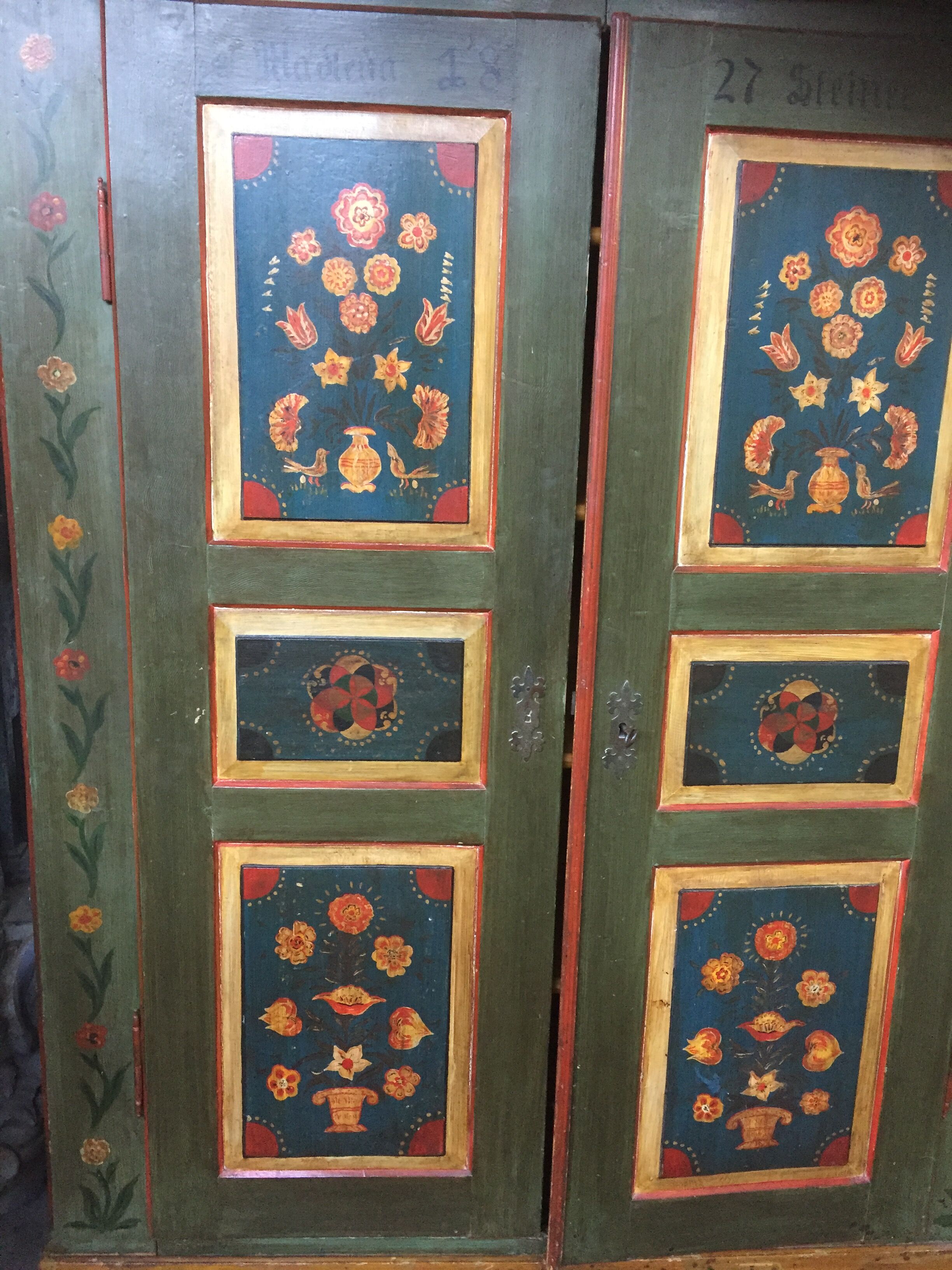 Alsatian Cabinet 19 eme