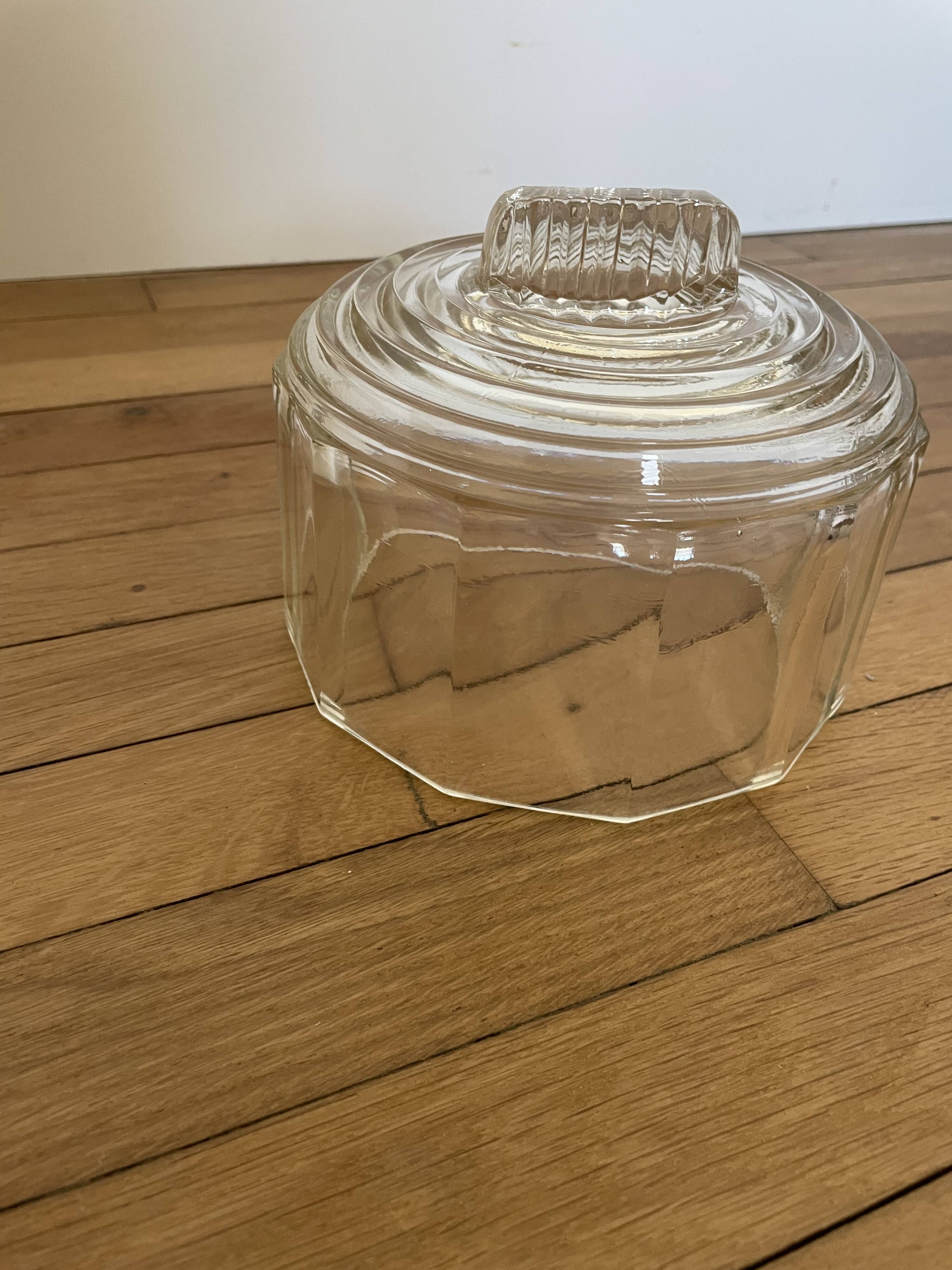 Art Deco glass cloche 251008