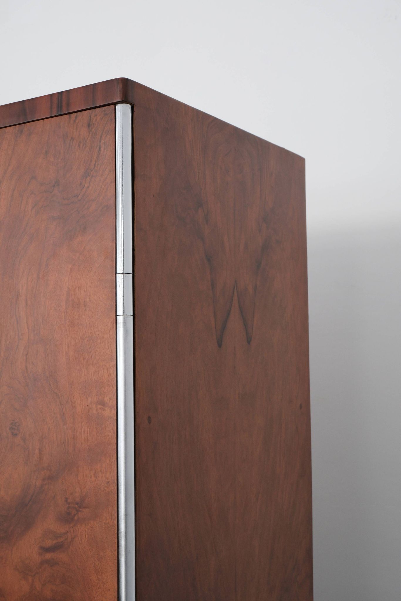 "KN 1" wardrobe by Mücke Melder