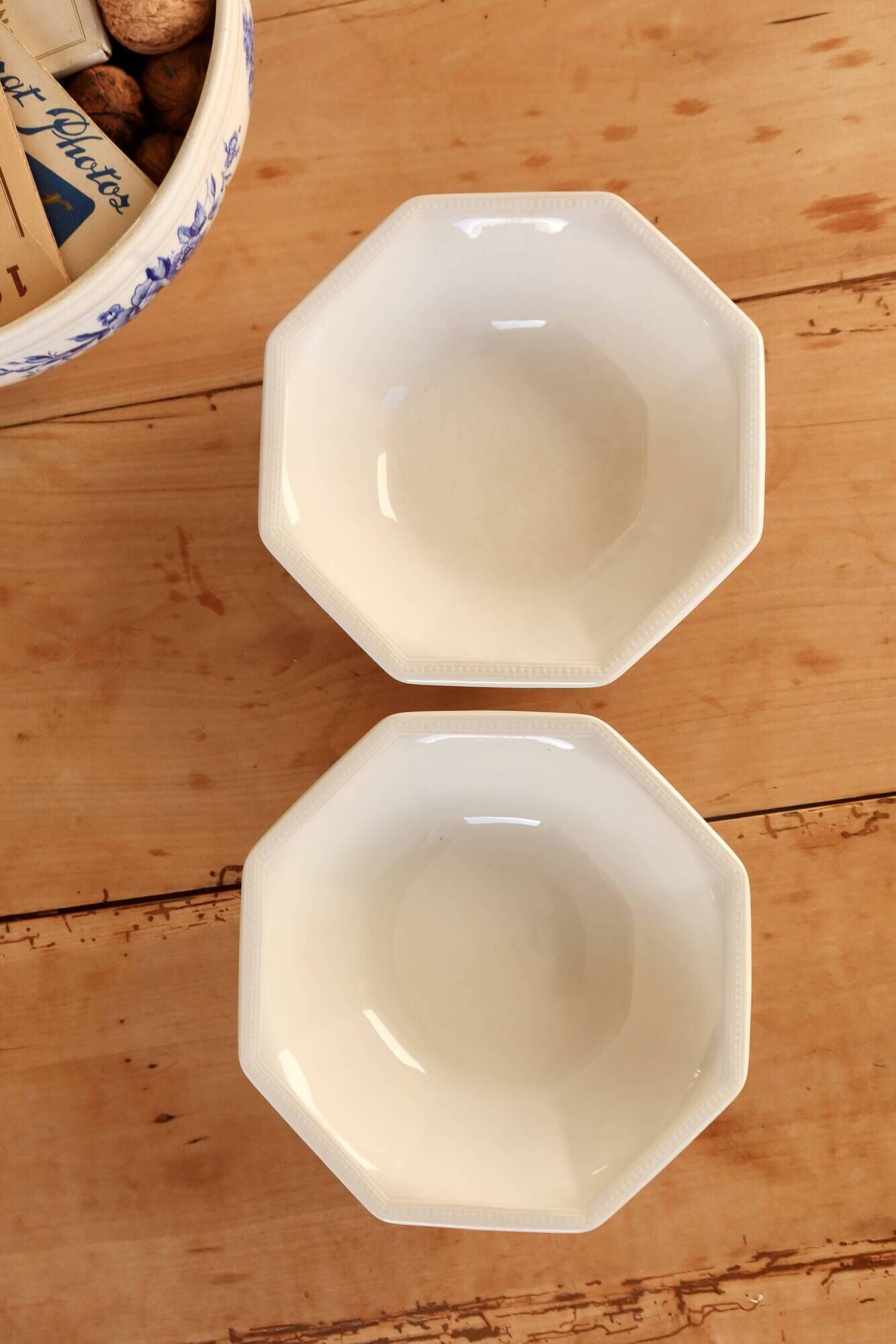 Vintage porcelain bowls English Johnson Brothers model Pearl