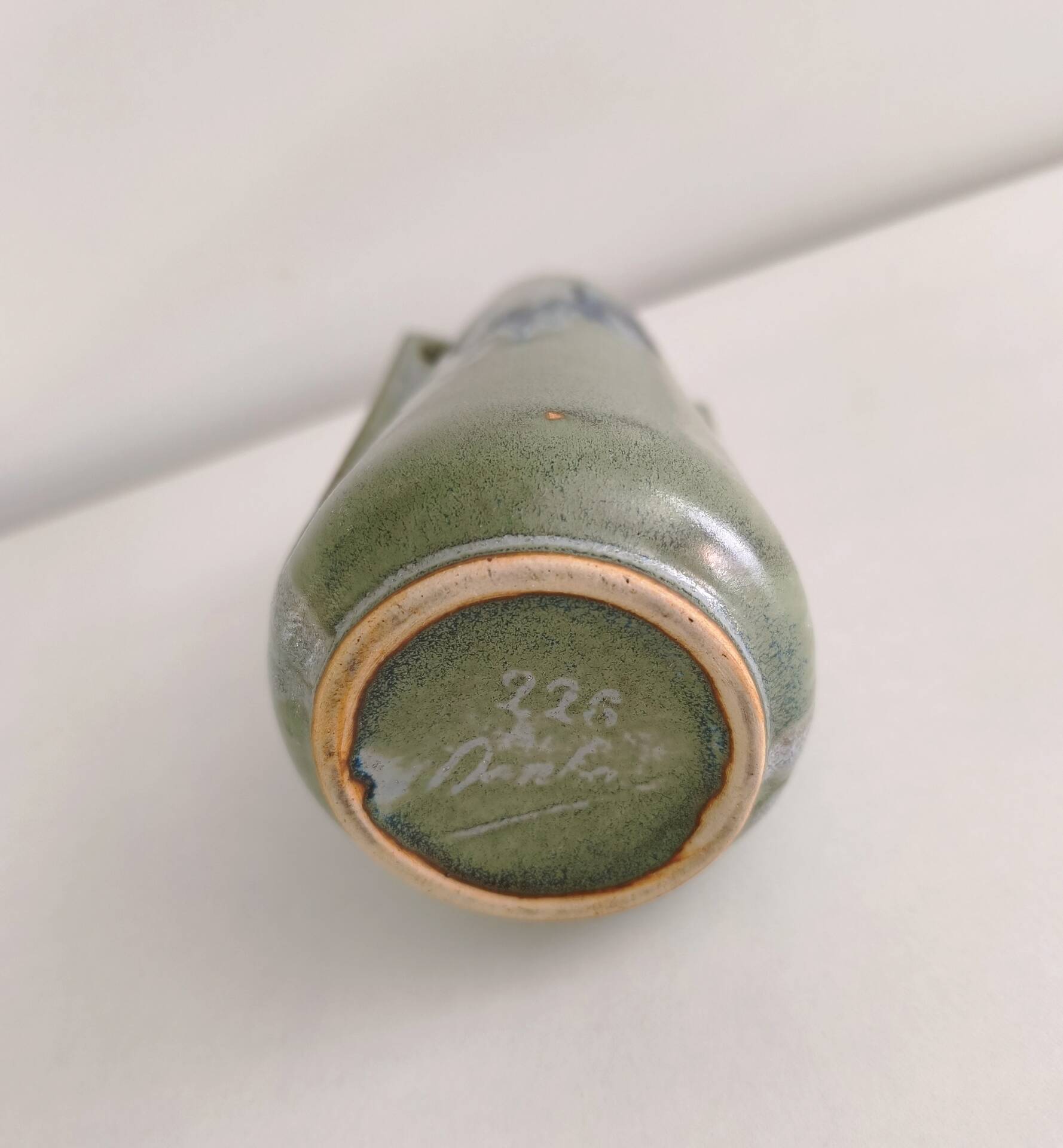 Art Deco Denbac vase with handles no. 226 in flamed stoneware - engraved signature
