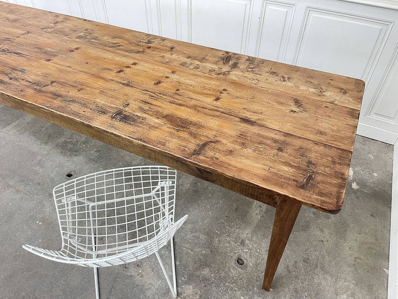 Large 1940s table with spindle legs