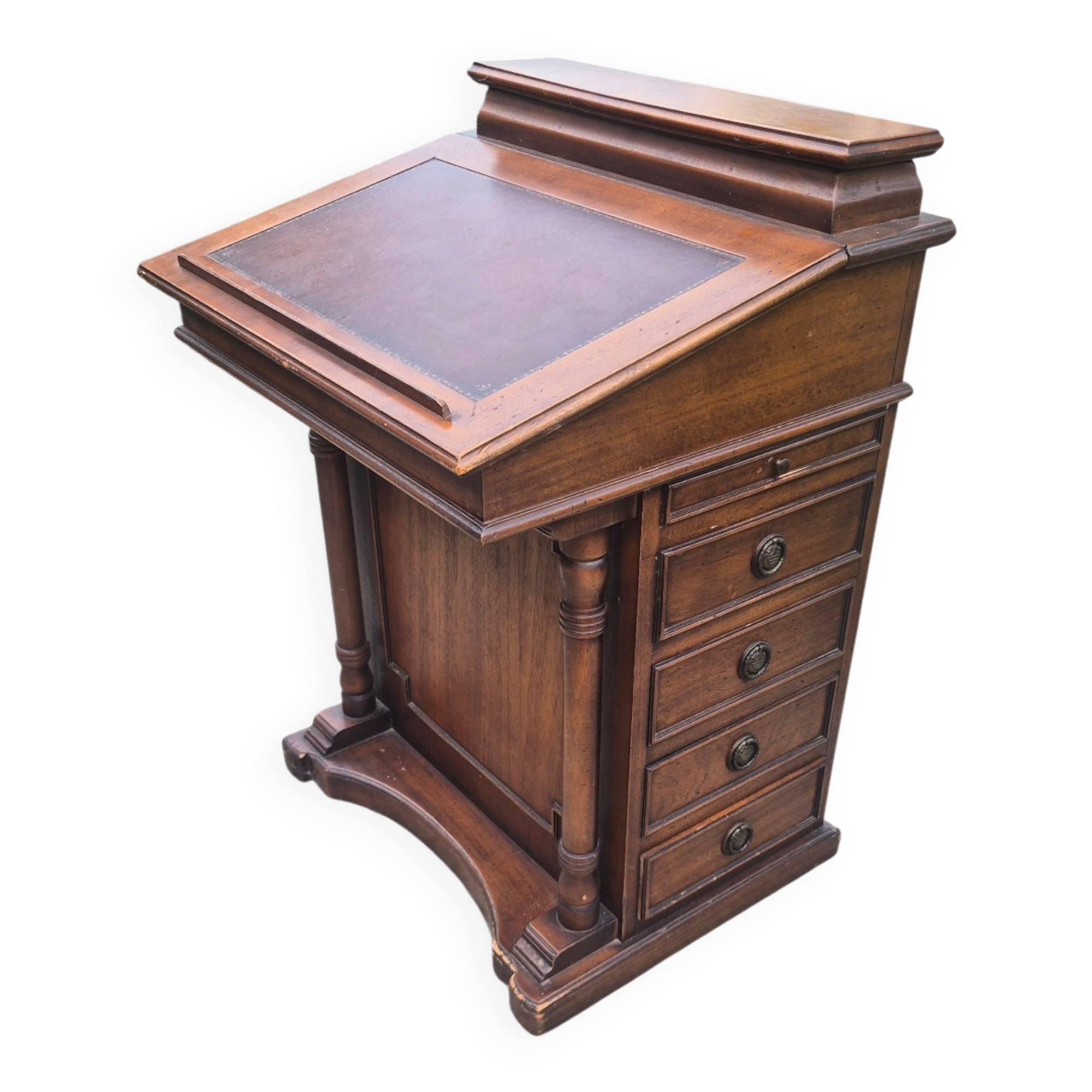 Bureau Davenport