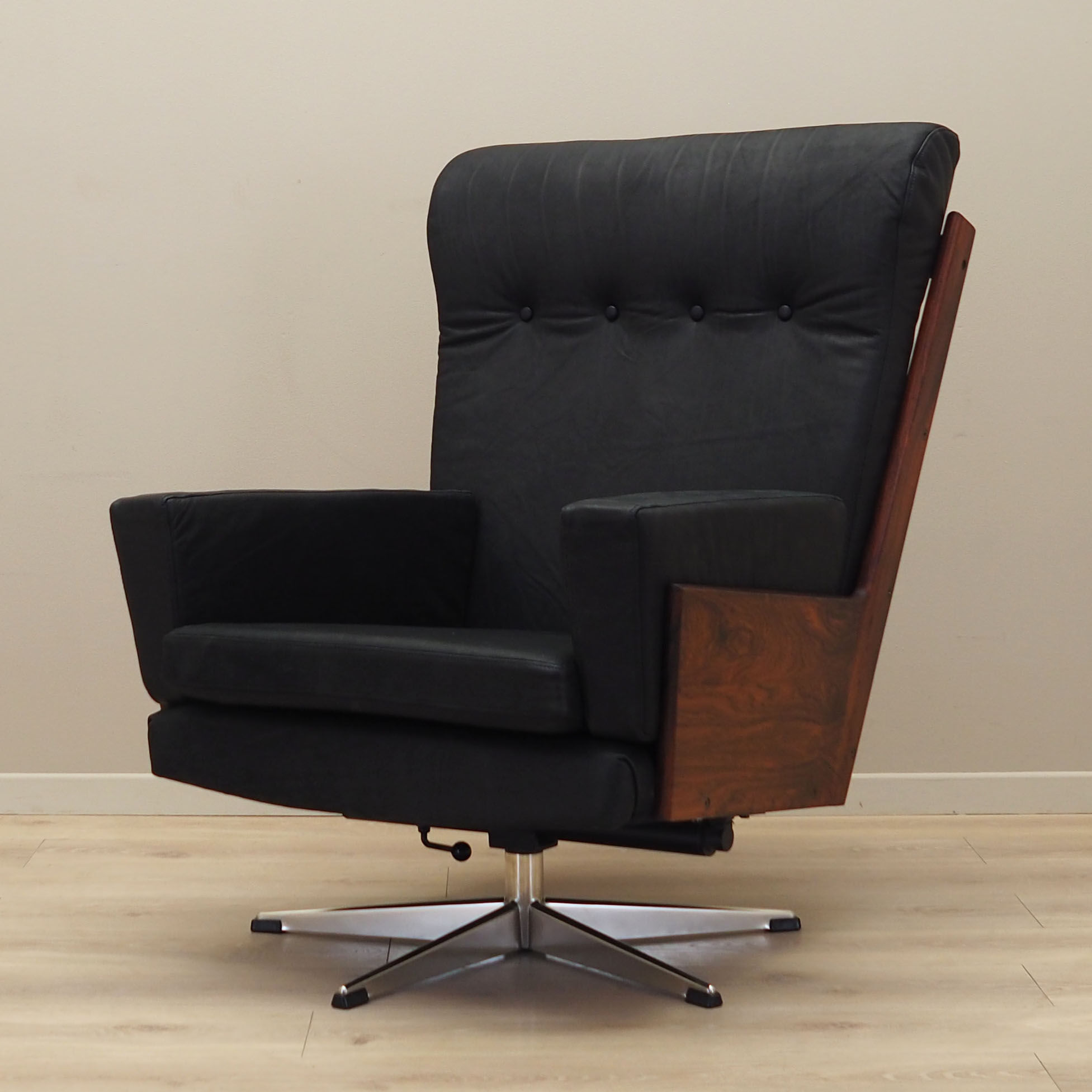 Fauteuil de bureau en cuir, design danois, années 1970, production: Danemark