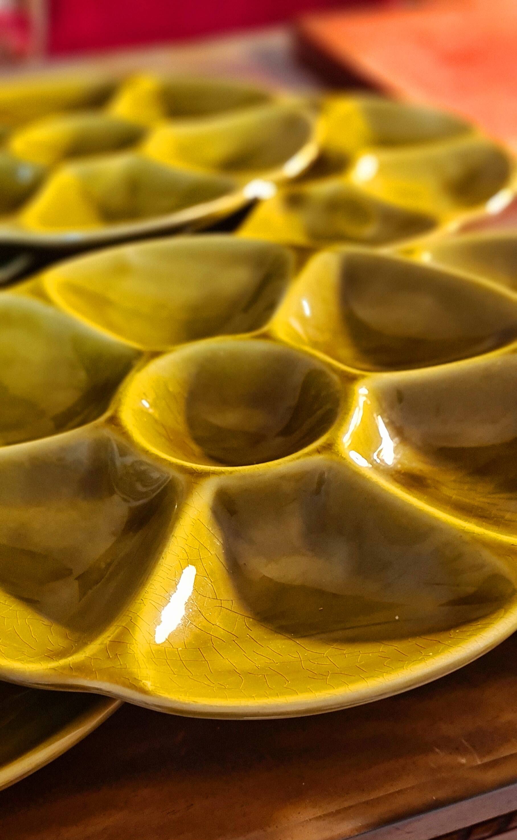 Set of six Gien oyster plates