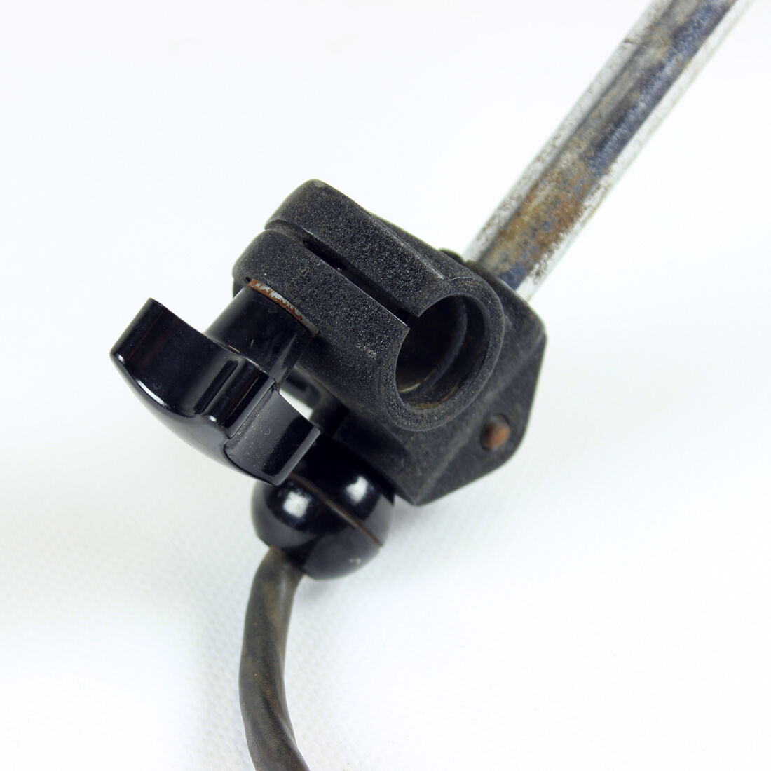 Applique murale industrielle en bakélite noire & chrome, Tchécoslovaquie années 1950