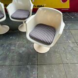Series 4 tulip chairs