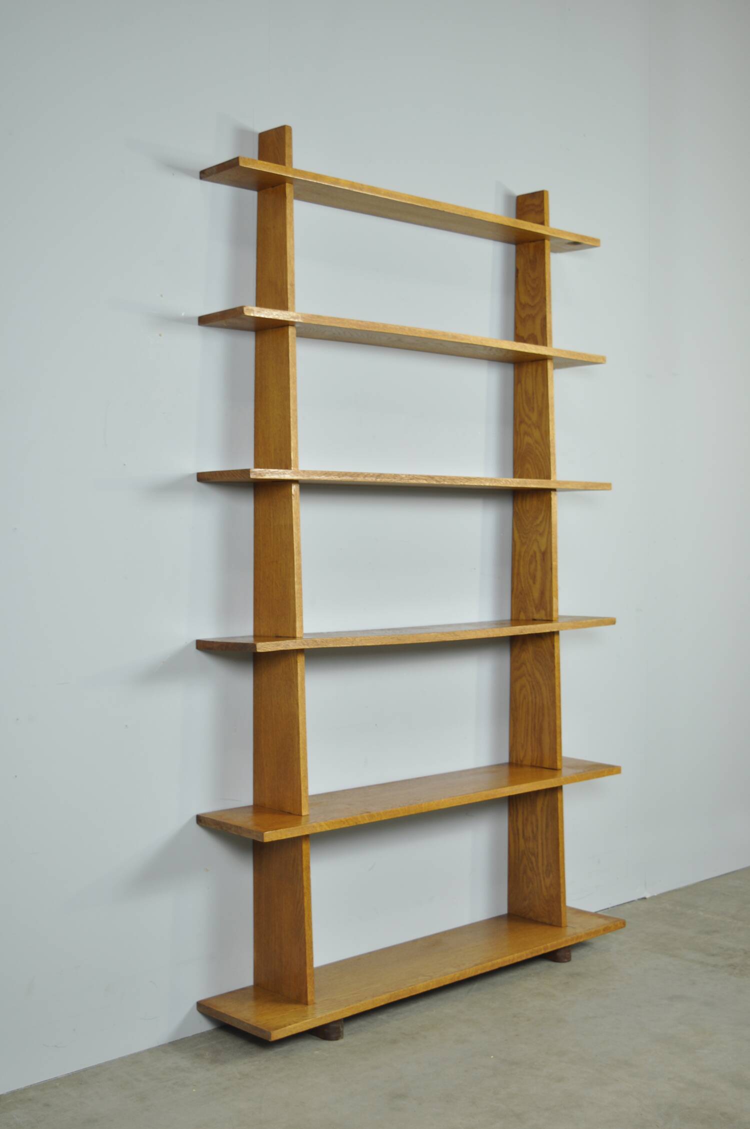 Handcrafted oak bookcase, 1970s