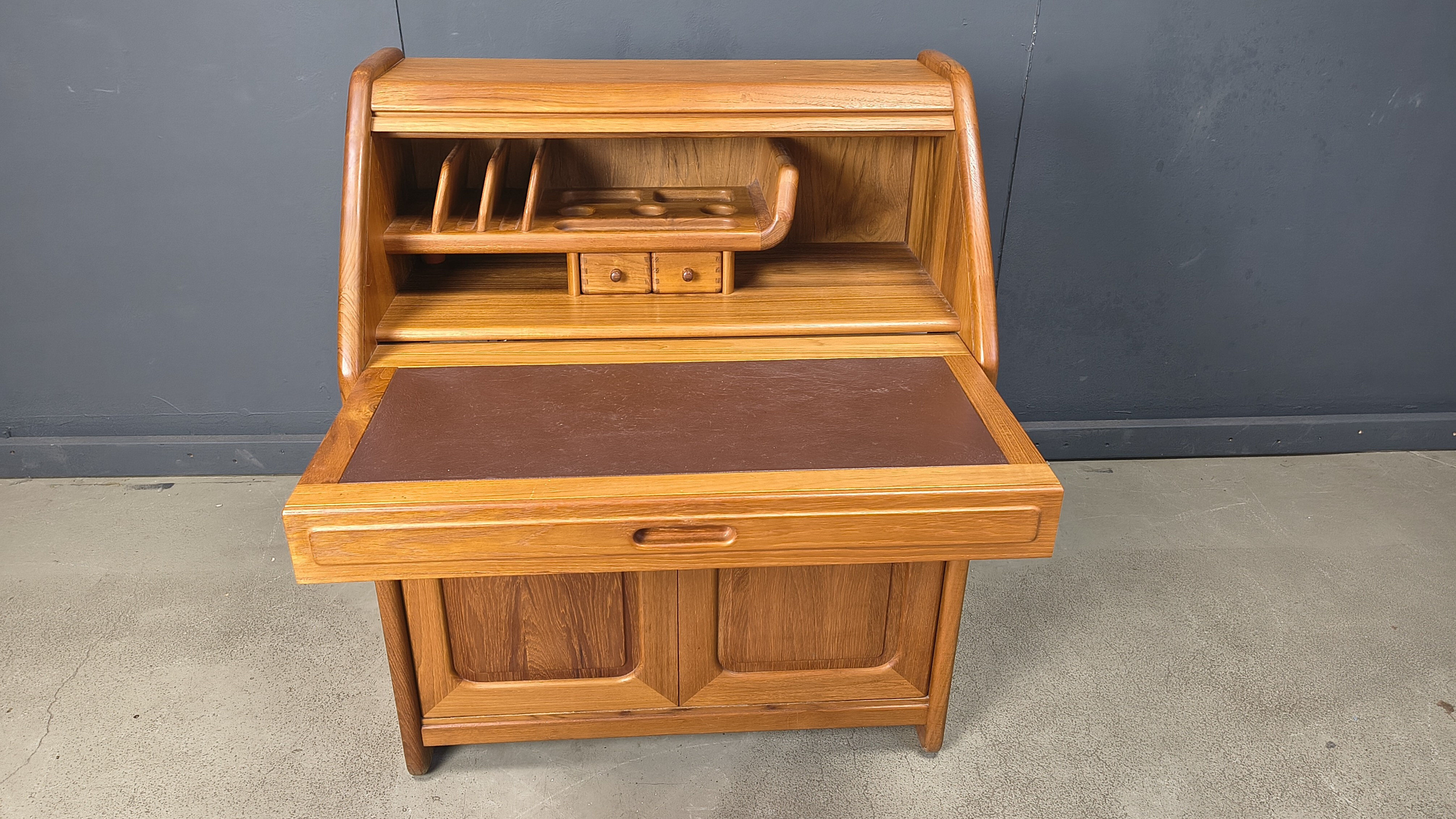 Teak secretaire by Dyrlund, Denmark, 1960s