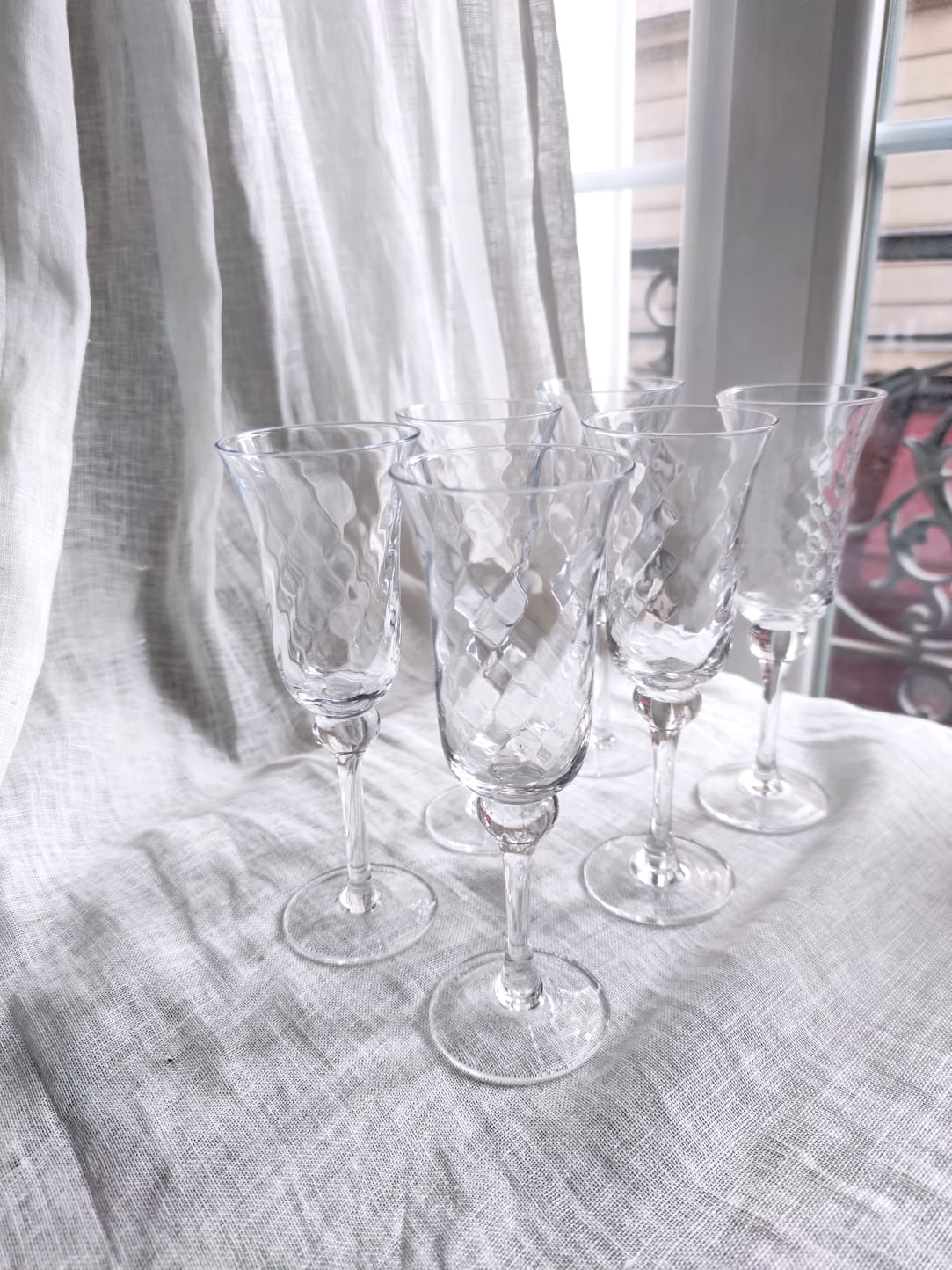 6 champagne flutes