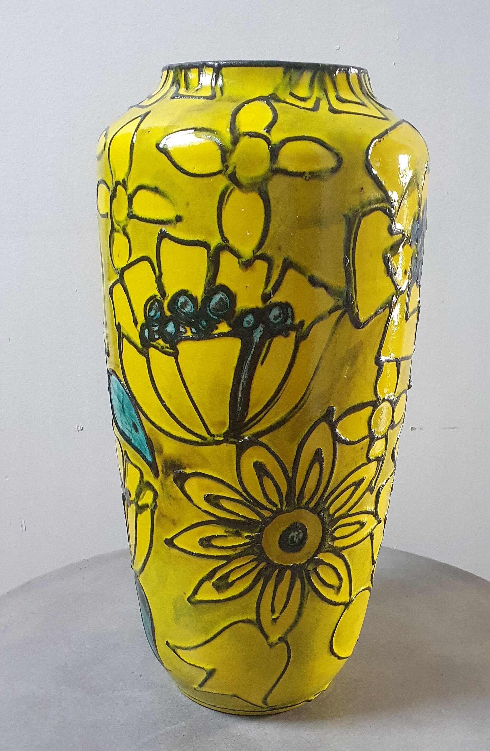 Ceramic vase