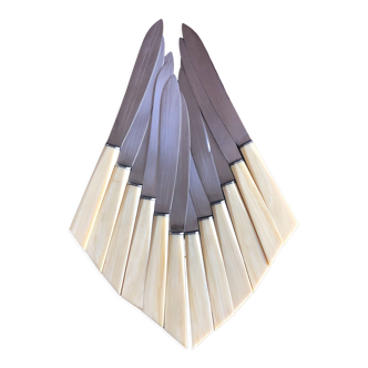12 art deco knives
