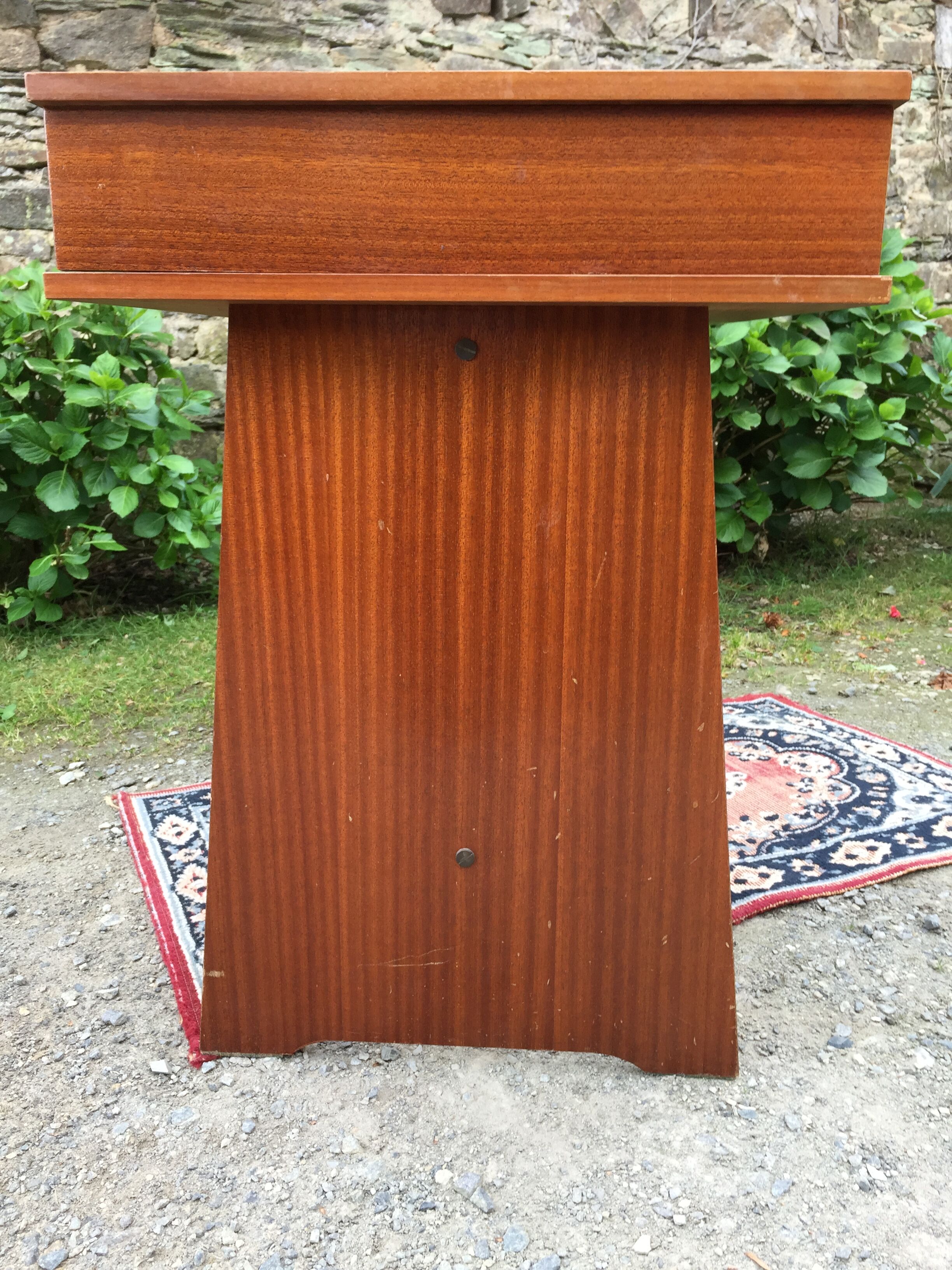 Bureau marine vintage en teck à 2 tiroirs