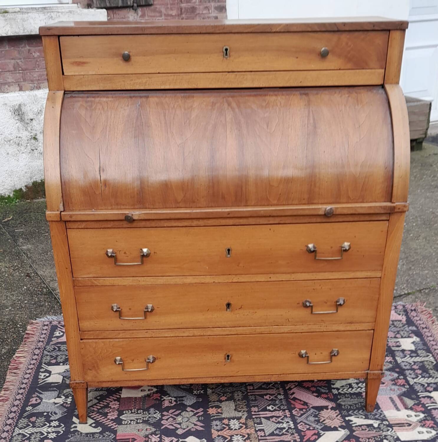 Louis XVI Walnut Cylinder Desk, 18th Century.