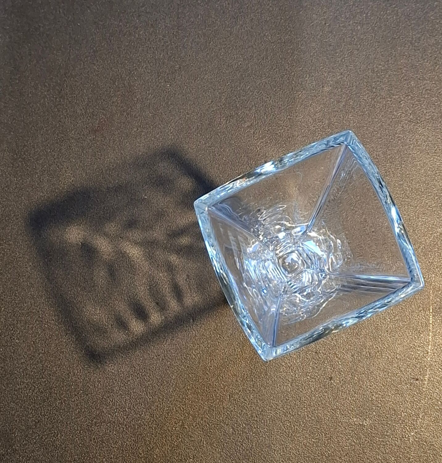 Contemporary crystal vase