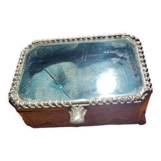 Wedding ring box