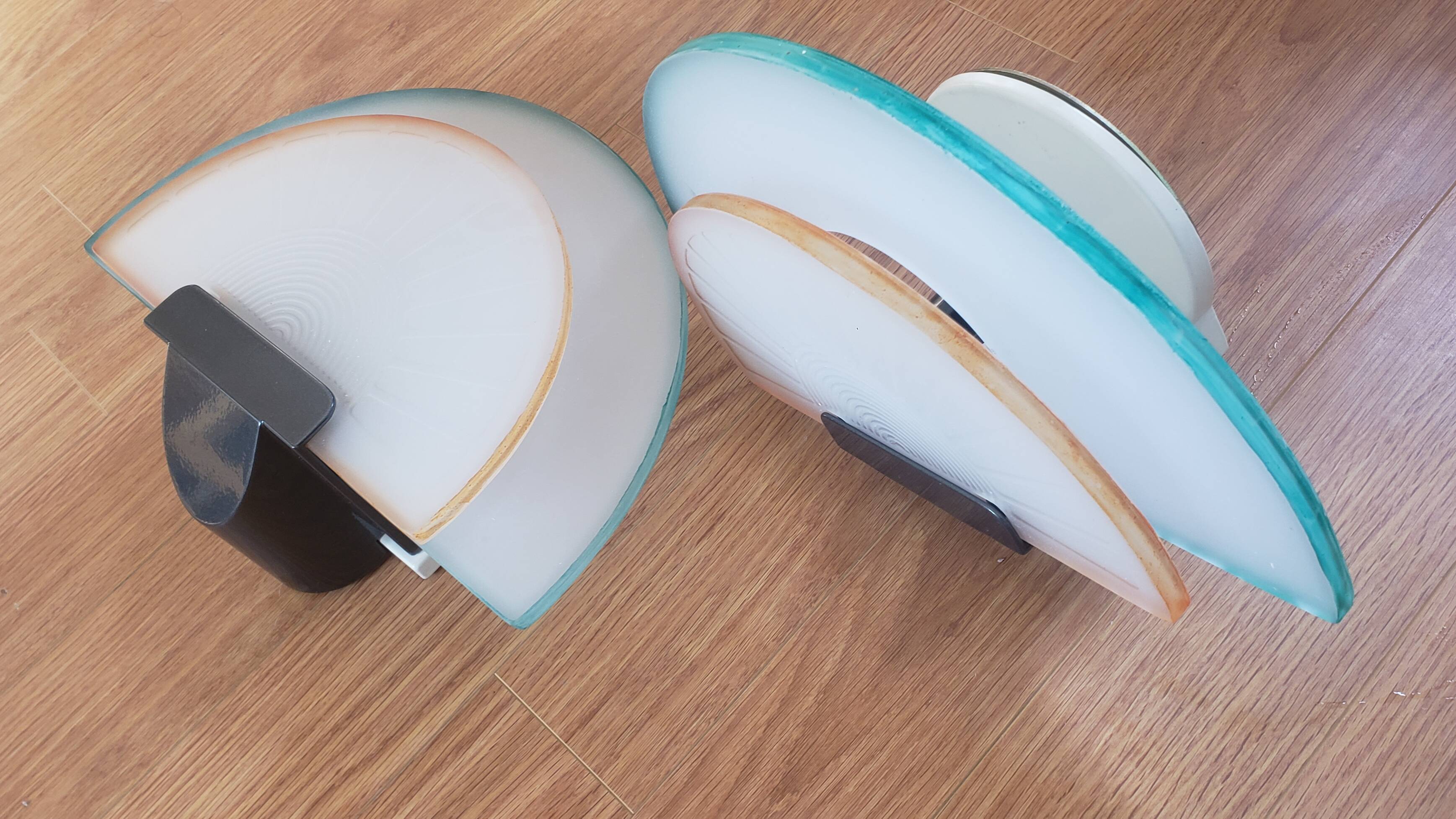 Pair of Arteluce Diva wall lights by Ezio Didone