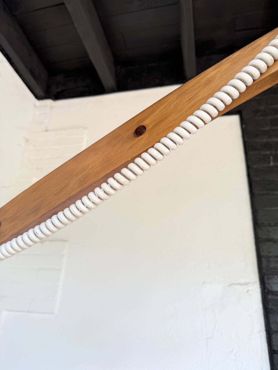 Mountain furniture gallows France pine