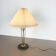 Lampe de table moderniste originale avec base en métal, Italie 1960