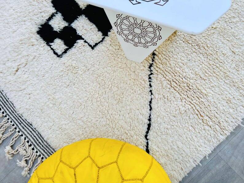 Moroccan rug, handmade Beni Ourain rug, 150/250cm