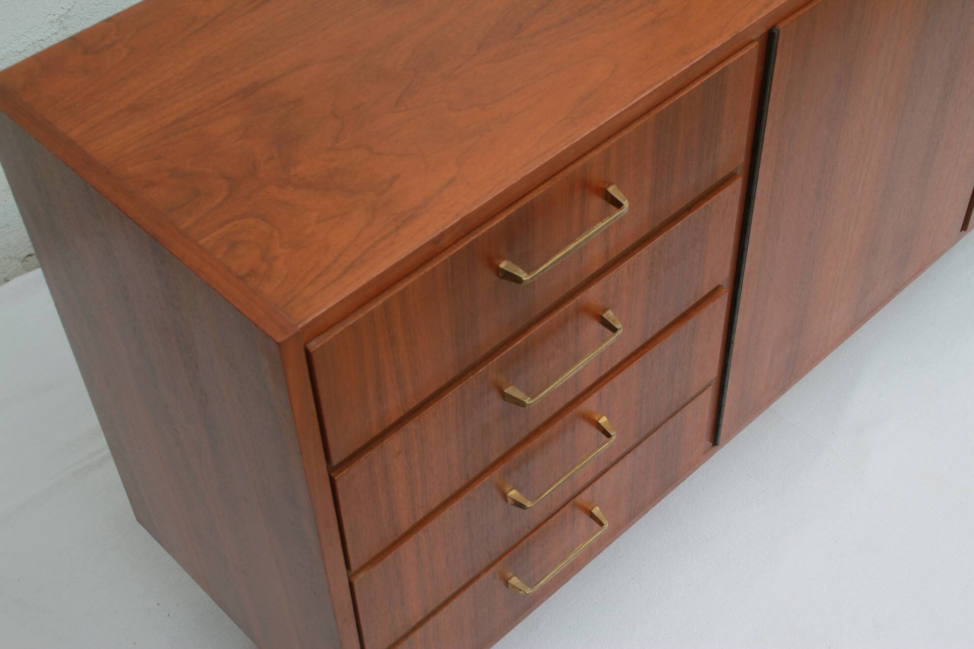 Little 1960s sideboard in walnut