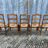 8 Chaises  anciennes vendéennes paillées en cerisier massif.