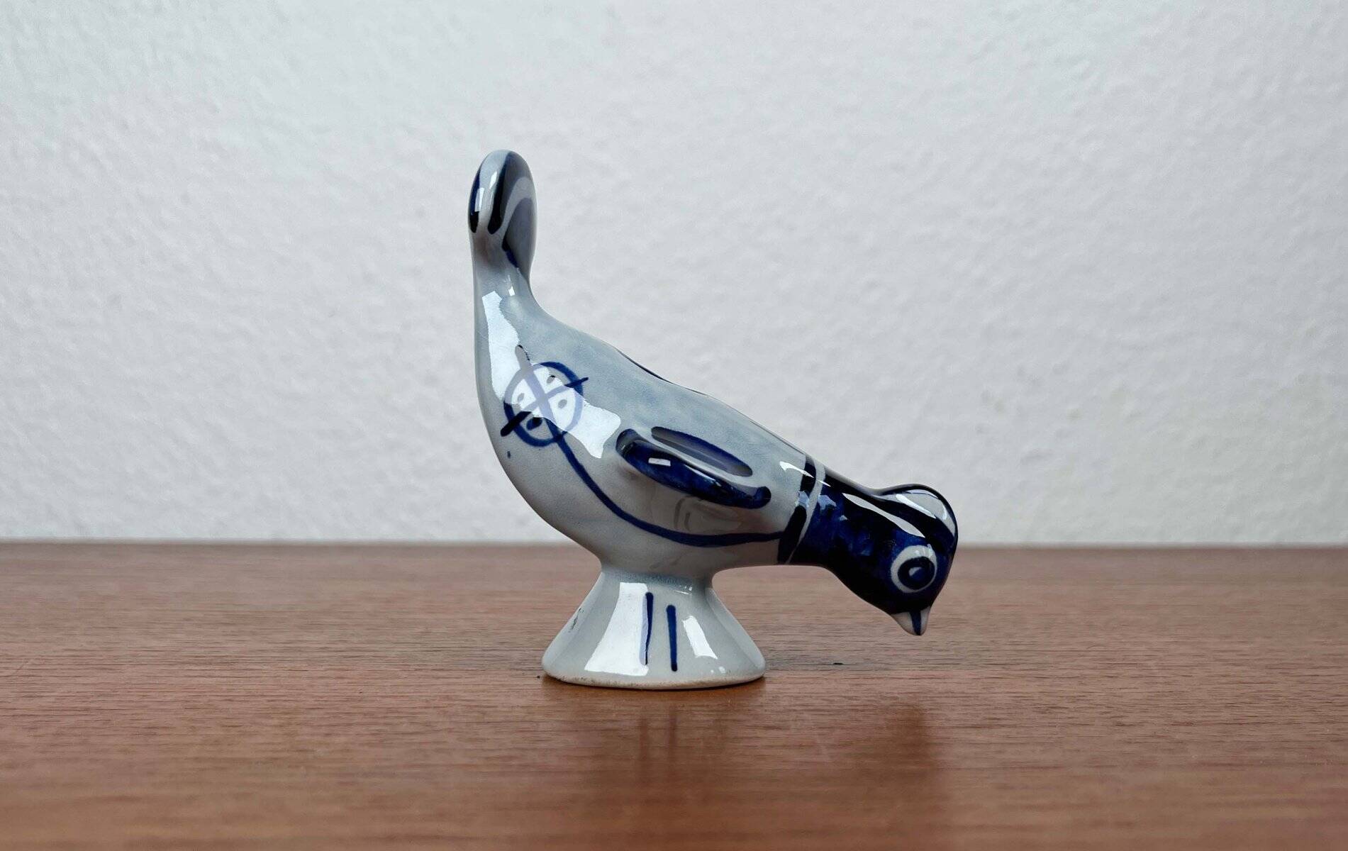 Ceramic bird candlestick from the Danish mid-century studio of Søholm, 1960s.