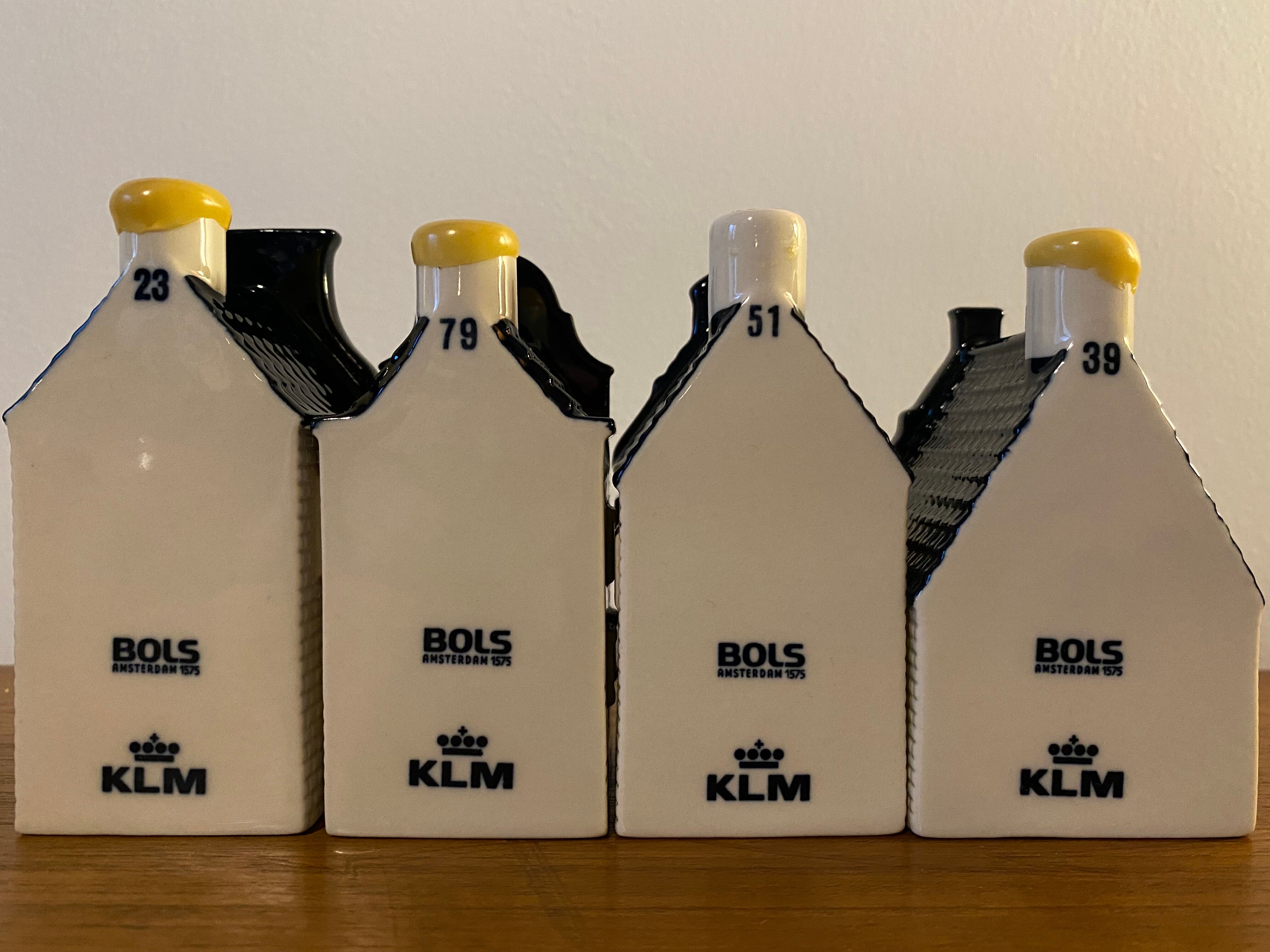 Blue delft's for KLM by BOLS