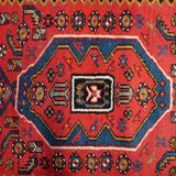 Vintage 1930s Persian Hamadan rug, geometric medallion, 105cm x 143cm (3'5" x 4'8") - 1C1276