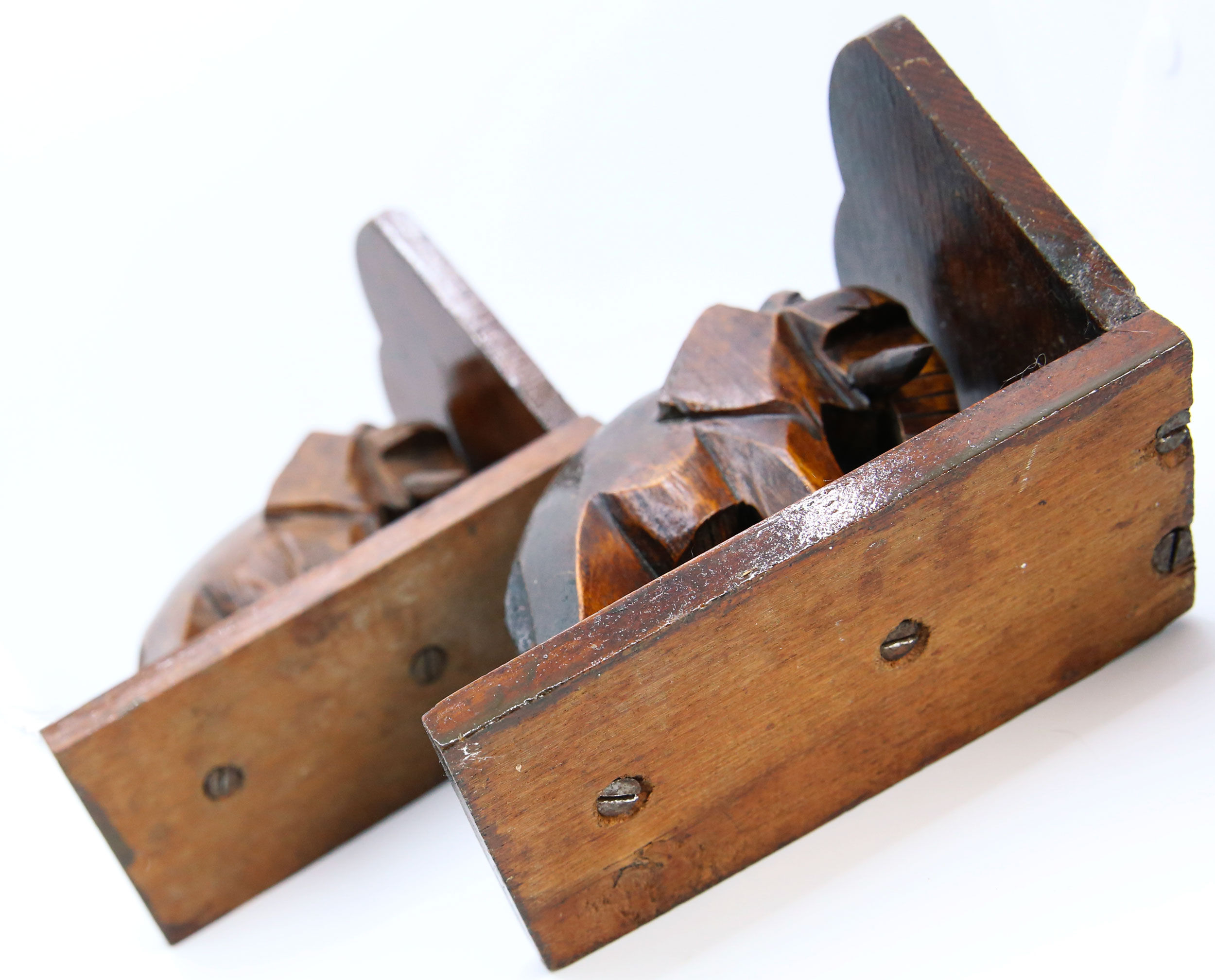 Pair of 2 art deco wooden elephant bookends