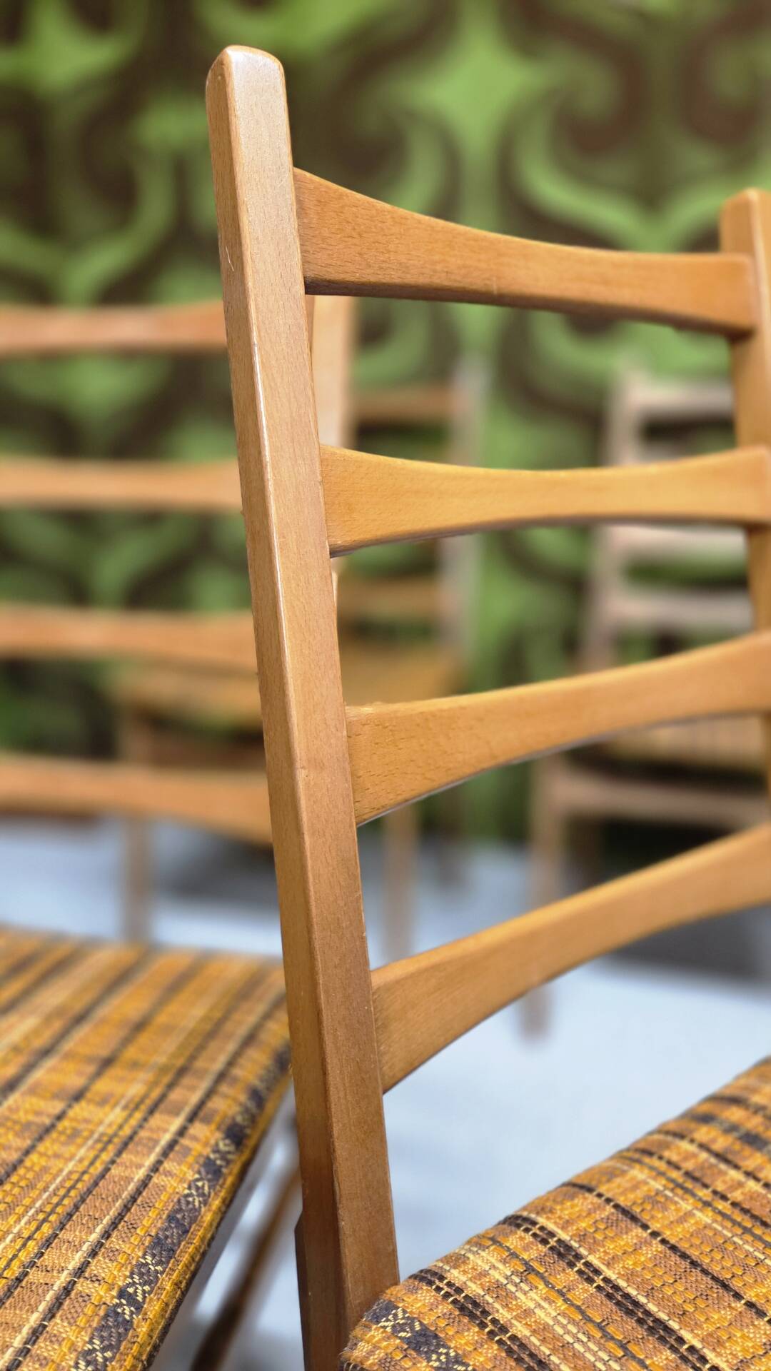 Set of 6 vintage Scandinavian chairs from the 60s/70s.