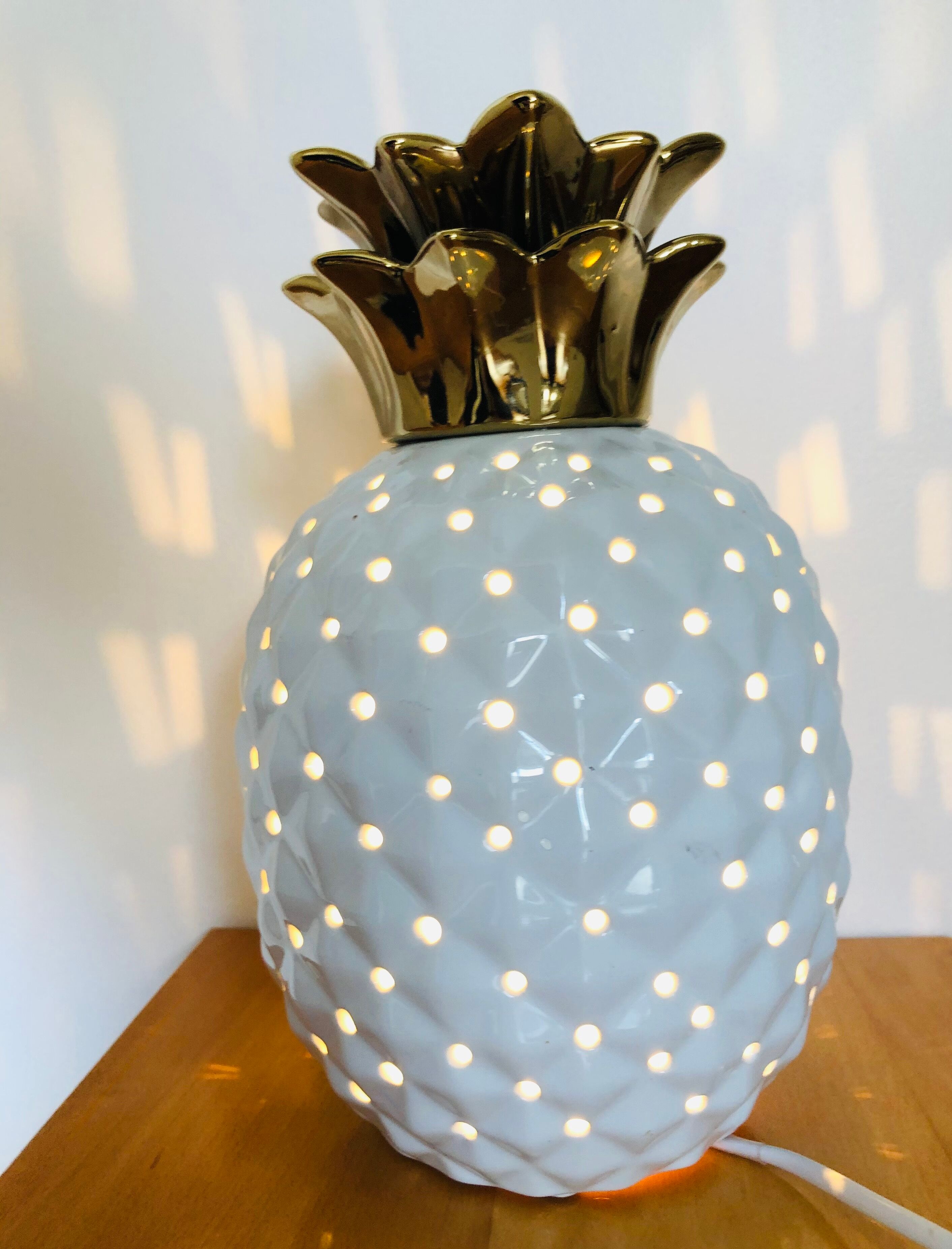 White ceramic pineapple lamp