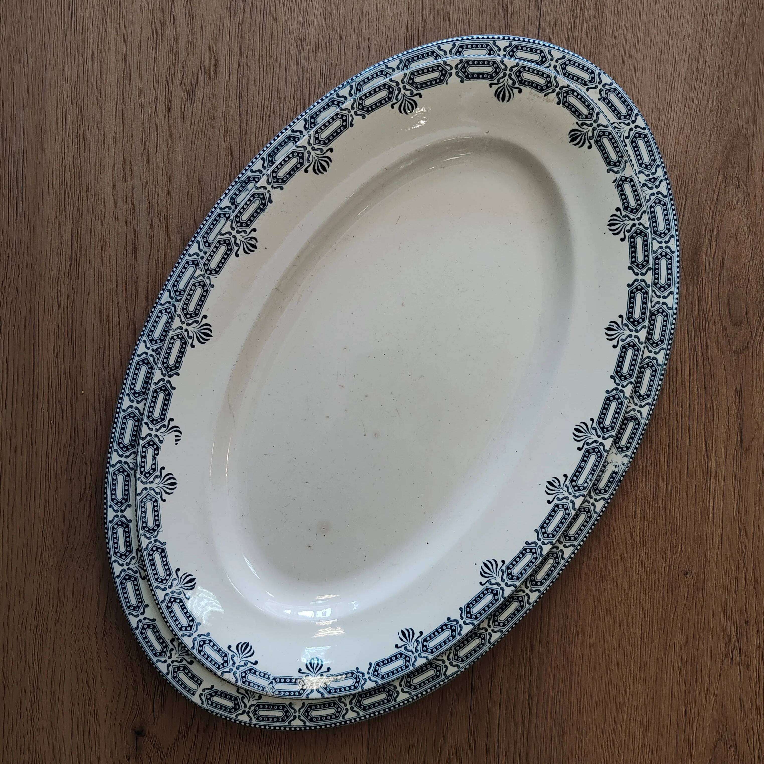 Large serving platter "Terre de fer"