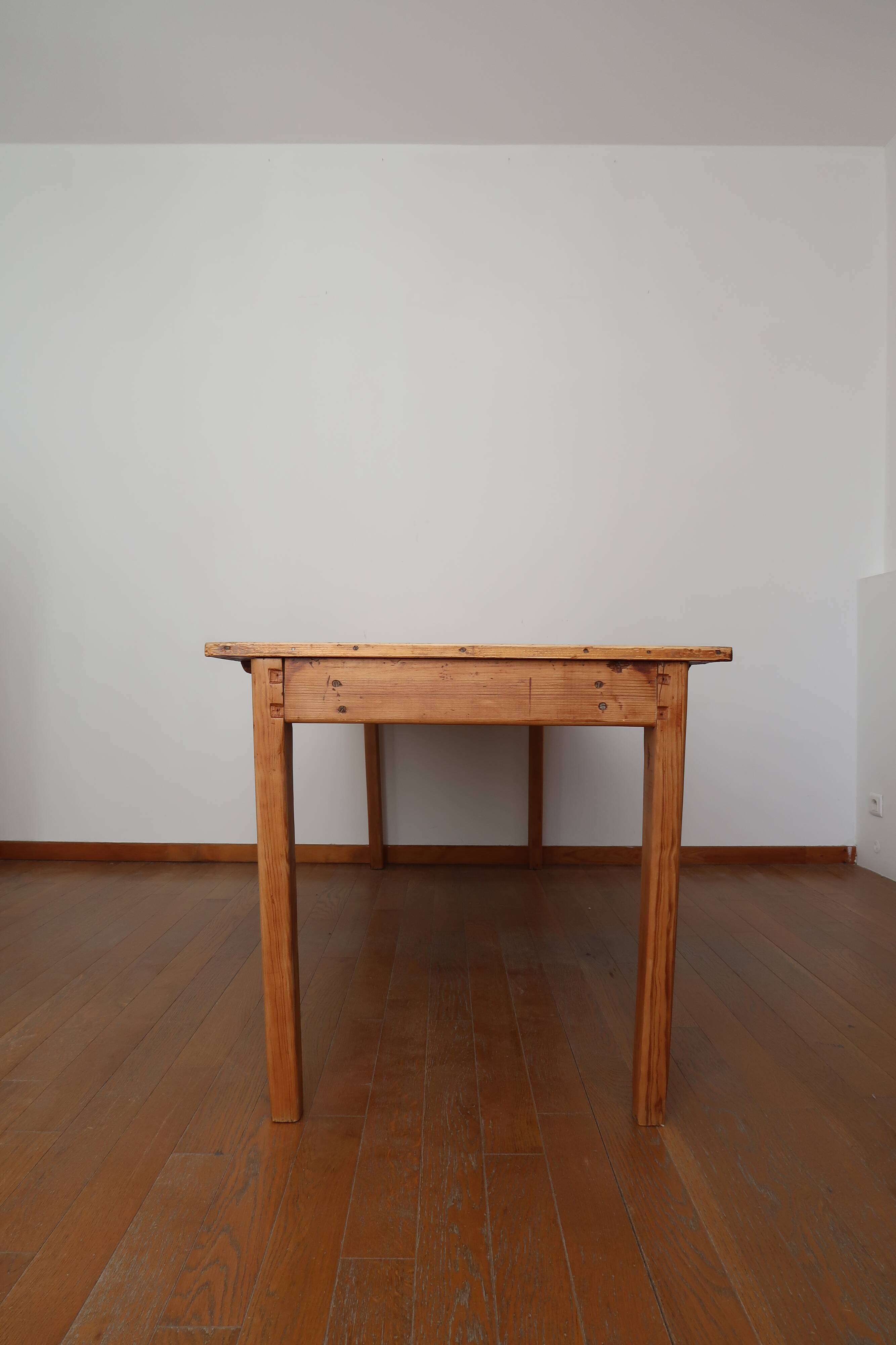 Light farmhouse table