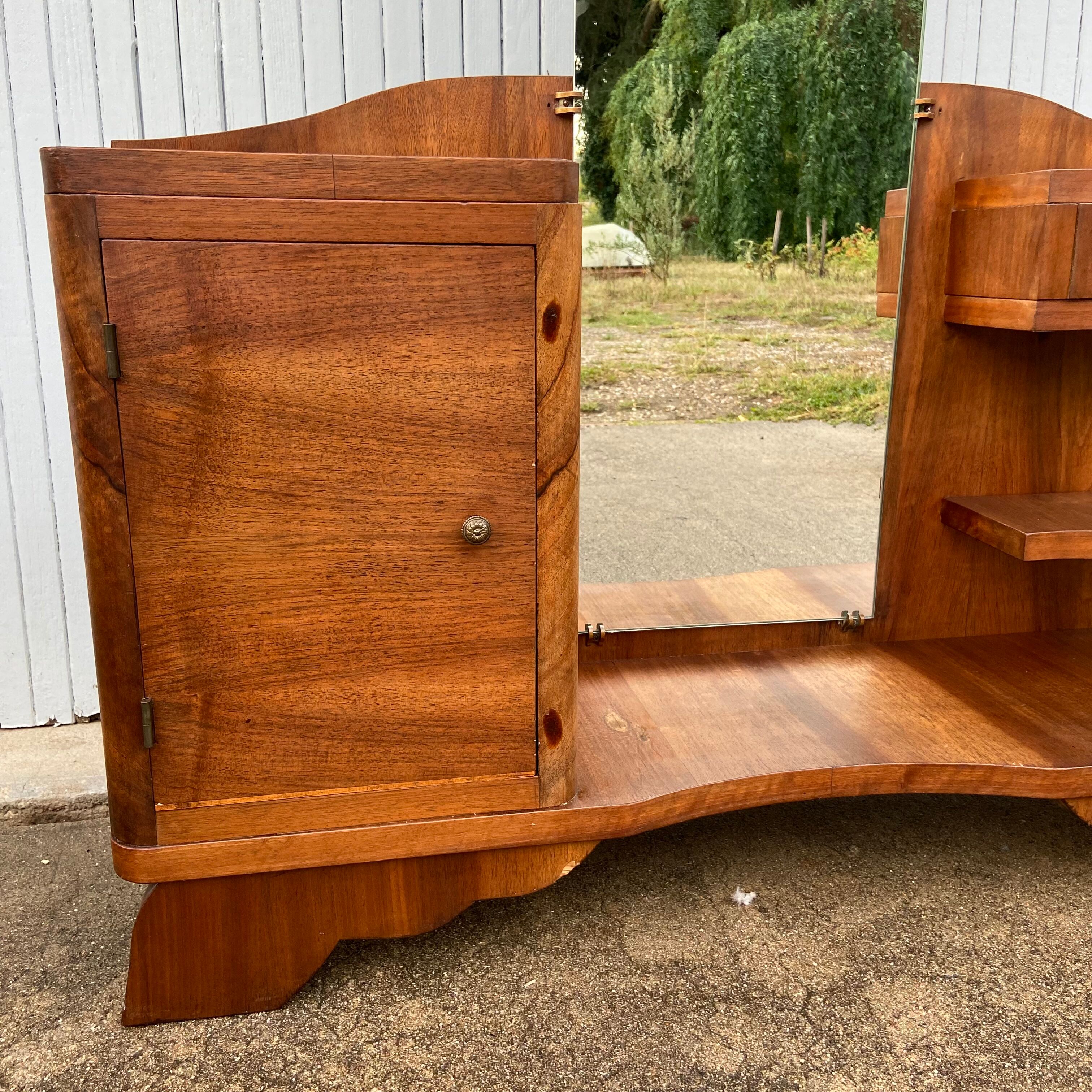 Art Deco dressing table