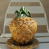 Plat en barbotine ananas