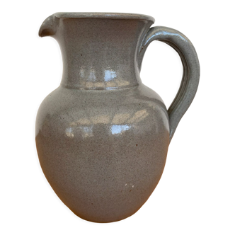 Pitcher