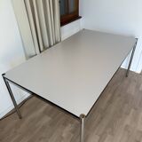 USM Haller desk in pearl grey laminate