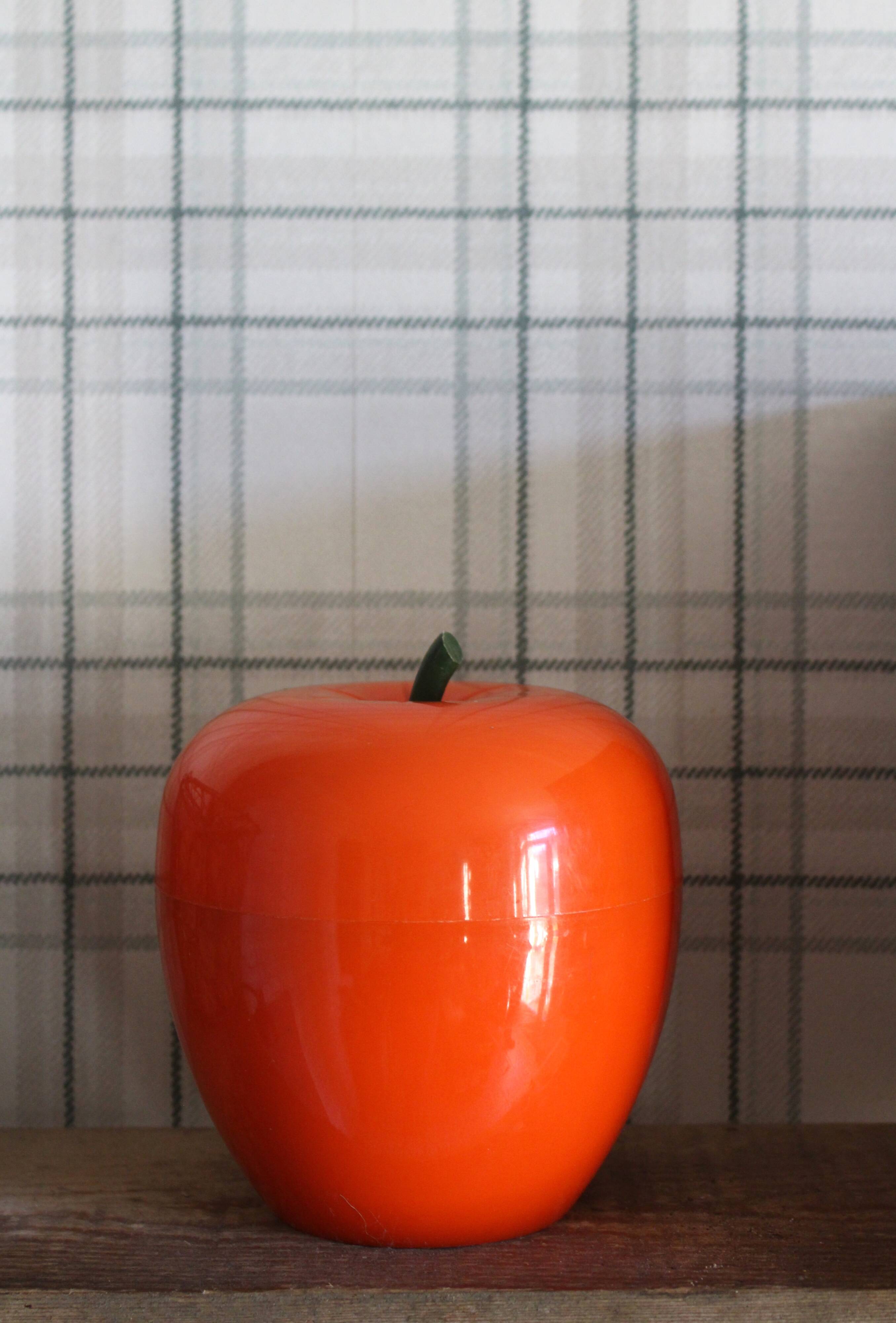 Vintage seventies plastic apple ice bucket