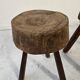 Paire de tabourets brutalistes modernistes en bois massif – Sculptures