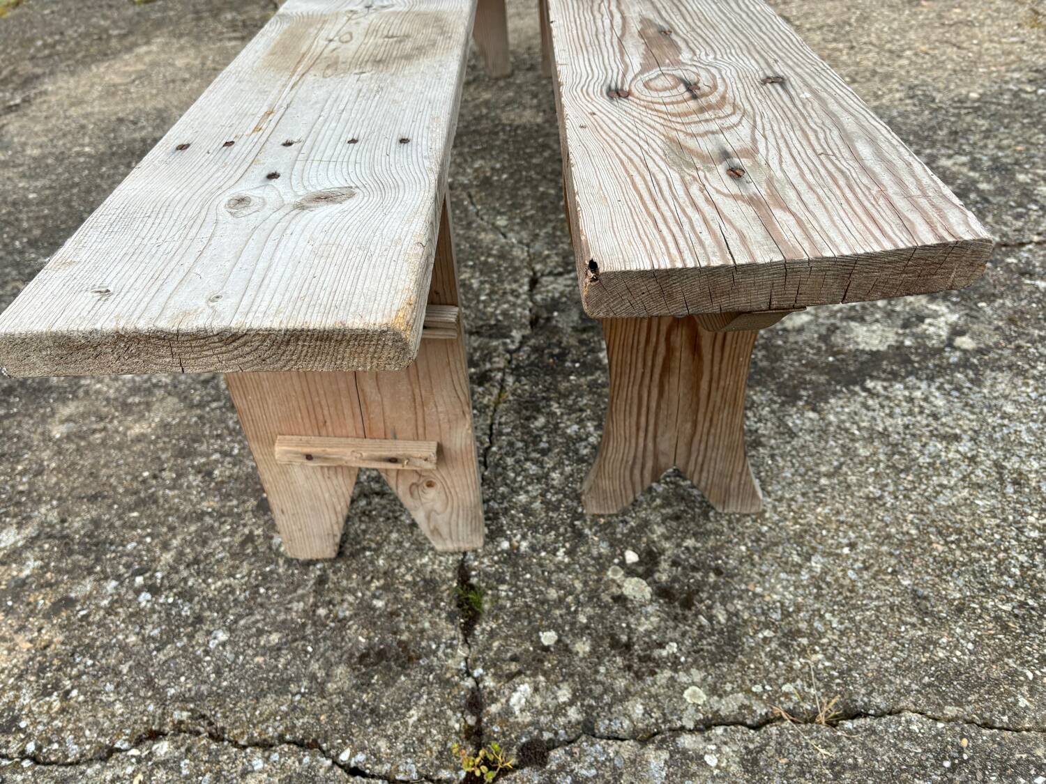 2 fir benches