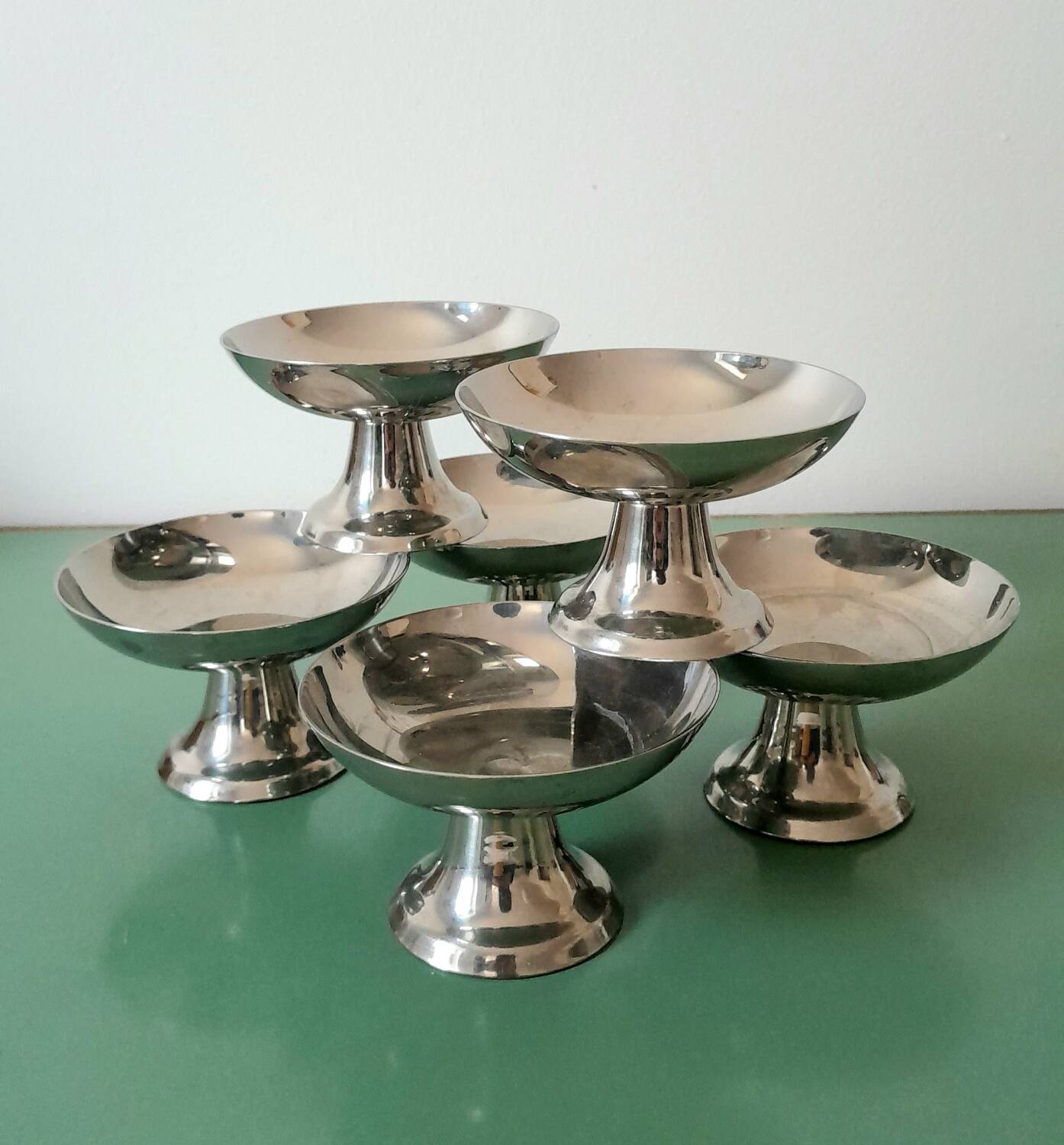 Stainless steel ice cream cups