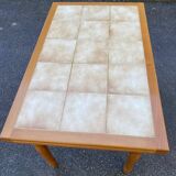 Extendable wooden kitchen table in solid wood and tiles