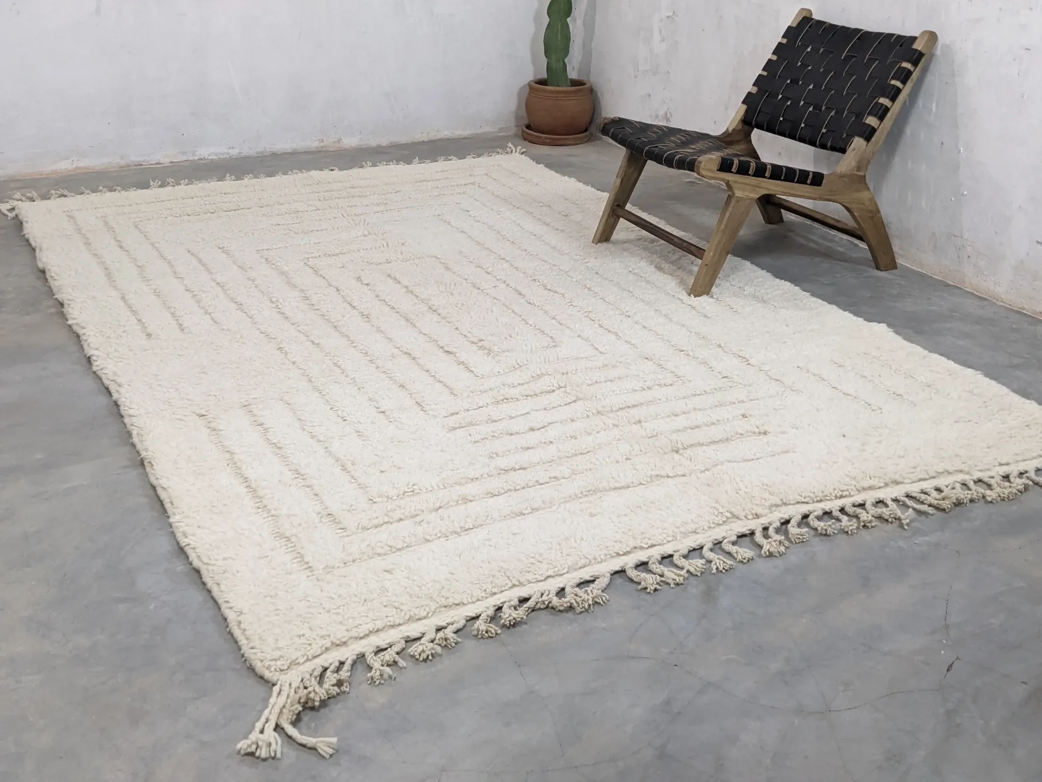 Large Beni Ouarain rug, 295 x 195 cm, G-211