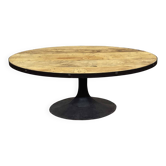 Oval coffee table in oak with steel base