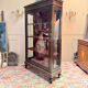 VITRINE DE PRÉSENTATION EN BOIS NOIRCI DE STYLE LOUIS XVI XIX EME SIÈC