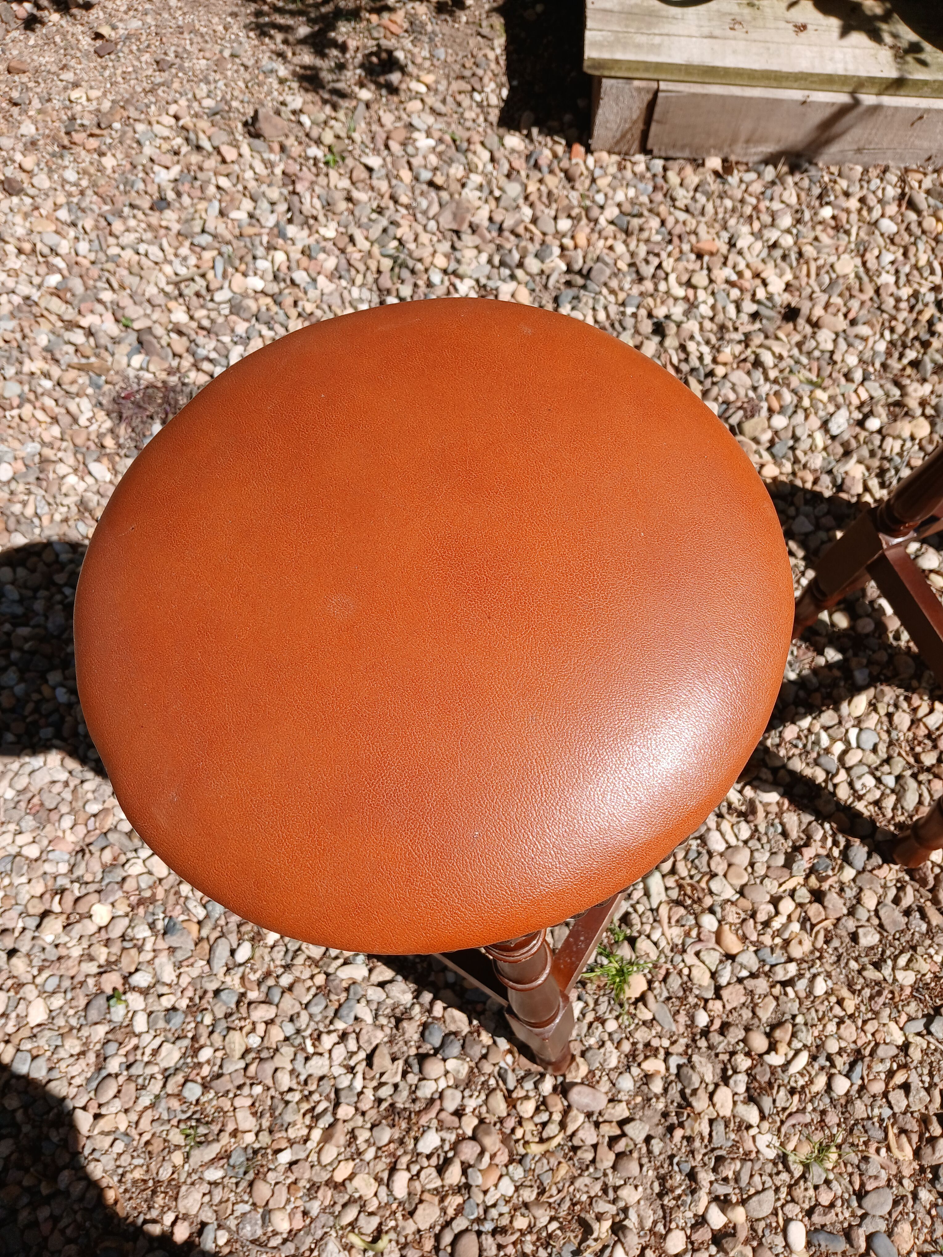 2 vintage bar stools