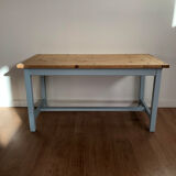 Farm table