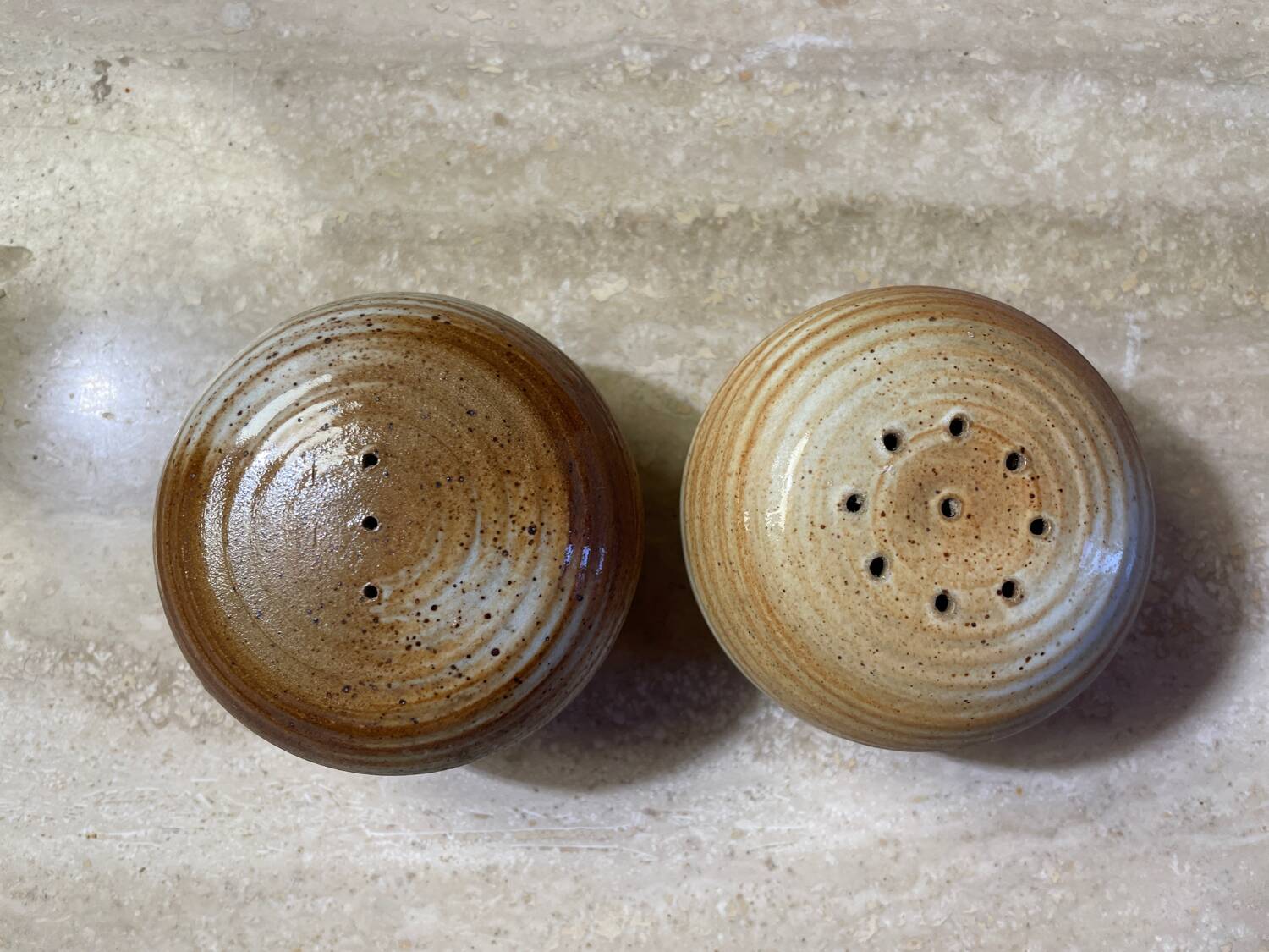 Salt and pepper shaker Marais stoneware